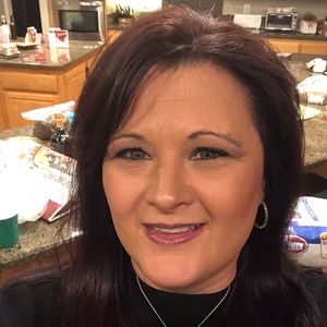 Meet your Posher, Deana